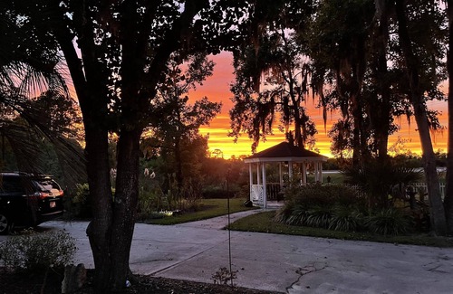 Bluffton Casa | Master suite con terraza privada en una hermosa casa entre Savannah y HHI