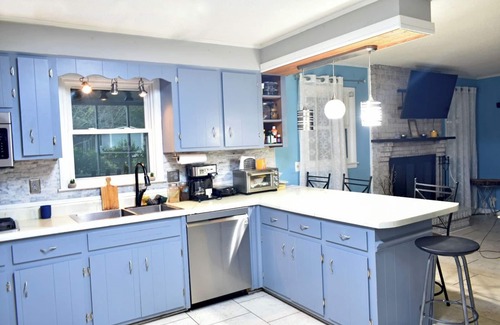 Martinez Casa | Masters Rental - Location Location!