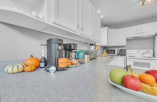 Rowland Chalet De Esquí | Masthope Chalet | 4 Bdrm | Firepit & Kayaks | A/C