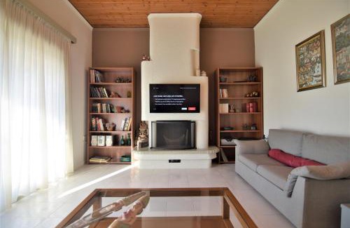 Astros Casa | Mata's Spacious Apartment