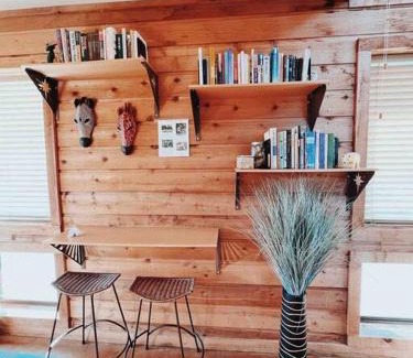 Glen Rose Casa | Mata'Zamo at High Hope Ranch Cliffside Cabin