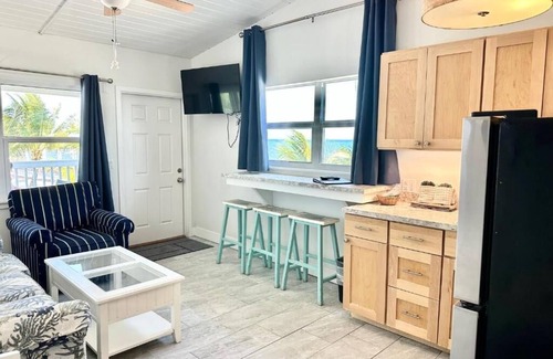 Islamorada Complejo | Matecumbe Resort: Your Home Away From Home in the Florida Keys-1 Bedrm with View