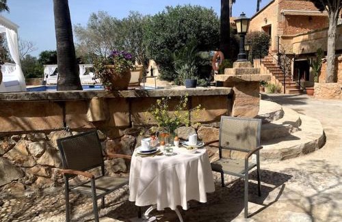 Manacor Apartamento | MATEO, Apartment auf Finca Zenara, Küche, XXL Pool, AC, WIFI, Yoga