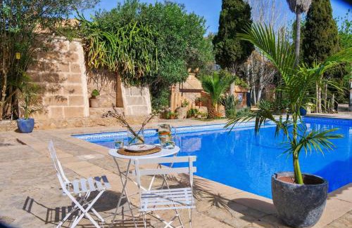 Manacor Apartamento | MATEO, Apartment auf Finca Zenara, Küche, XXL Pool, AC, WIFI, Yoga