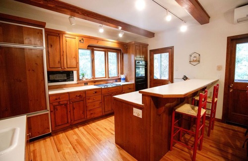 McCall Chalet De Esquí | Mather Chalet in the Heart of McCall +3000 sq ft, game & bunk room, 2 fireplaces