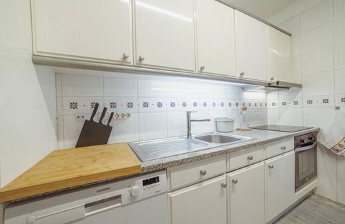 Leixões Apartamento | Matosinhos Center Premium Apartment by Vacationy