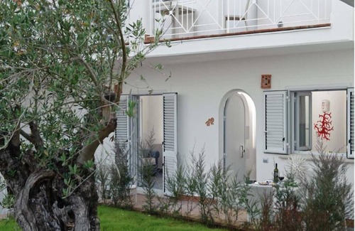 Villammare Apartamento | Matte Sea view flat located in the Ruve Bianche Residence with swimming pool and private beach