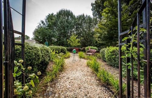 Matthews Cama Y Desayuno | Matthews Manor Bed & Breakfast