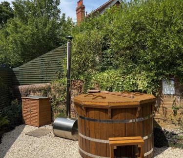 Bletchingley Casa | Mattie's Loft