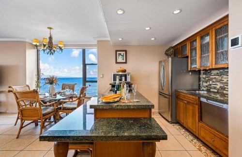 Downtown Lahaina Casa | Maui Kai 808 · MK 808 OceanFront 1BD Kaanapali Beach Ocean Views