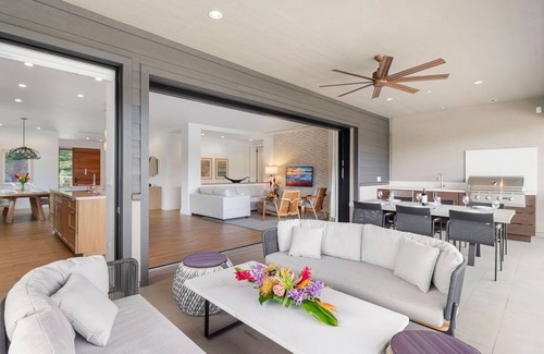Honokowai Villa | Maui Resort Rentals: Luana Garden Villas 2D - ¡Nueva villa de lujo 3BR, tarifas de descuento inaugurales!