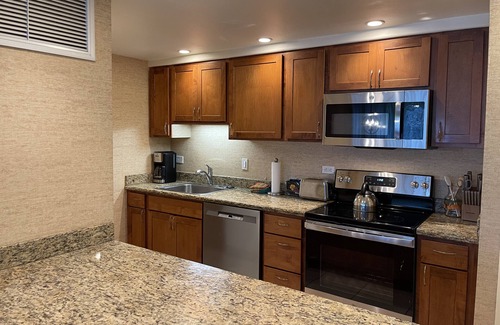 Kaanapali Condominio | Maui's #1 KAANAPALI BEACH 4 BEDS, 1700 Sq feet D108