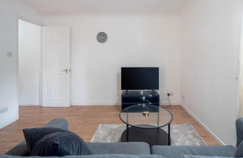 Crawley Apartamento | Maunsell Spacious 1 Bedroom Apartment with Parking in Crawely
