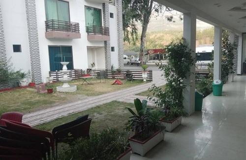 Khyber Pakhtunkhwa Cama Y Desayuno | Mawaa Guest House