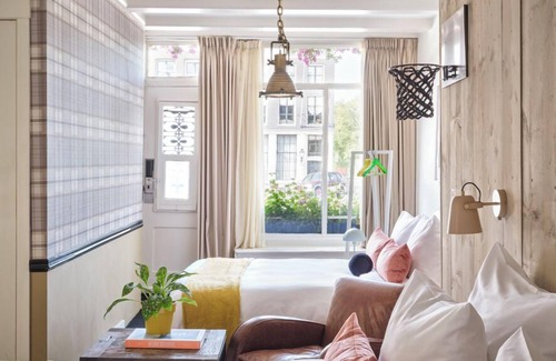 Grachtengordel-West Hotel | Max Brown Hotel Canal District, part of Sircle Collection