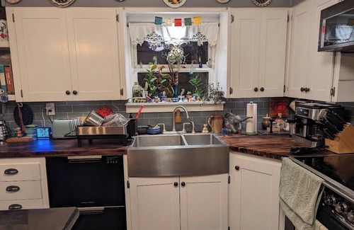 South End Casa | maximalist luxury home with 2 rooms available