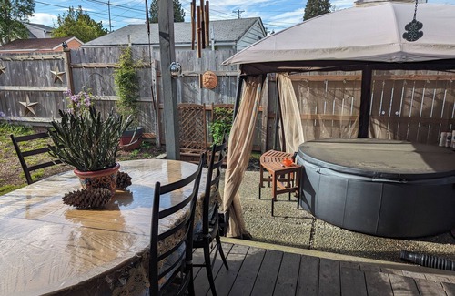 South End Casa | maximalist luxury home with 2 rooms available