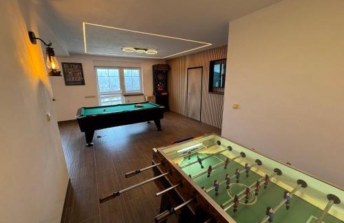 Rovensko pod Troskami Casa | MAXOVO KRÁLOVSTVÍ