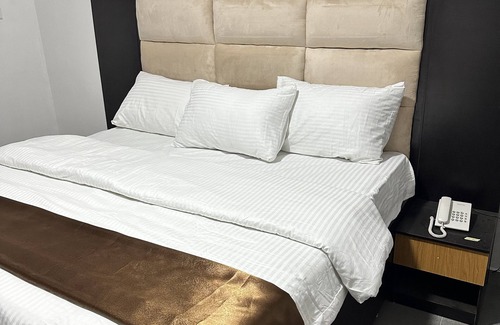 Ikeja Hotel | Maxx Msquare Hotel