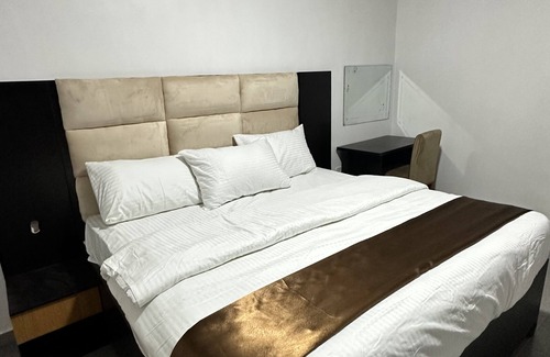 Ikeja Hotel | Maxx Msquare Hotel