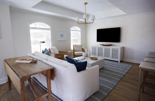 Old Town Bluffton Casa | May River Breeze