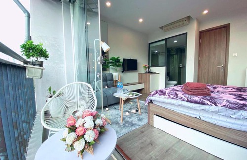 Hai Ba Trung Casa | May - Rooftop Sky view 01 sđt 09756-59323