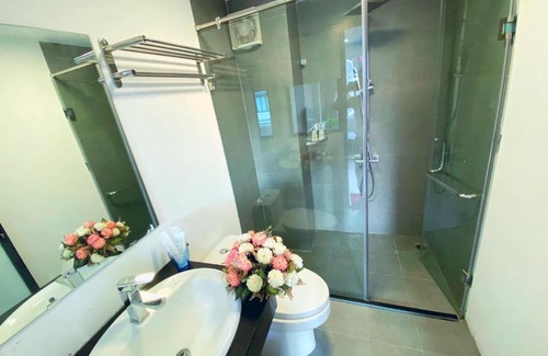 Hai Ba Trung Casa | May - Rooftop Sky view 01 sđt 09756-59323