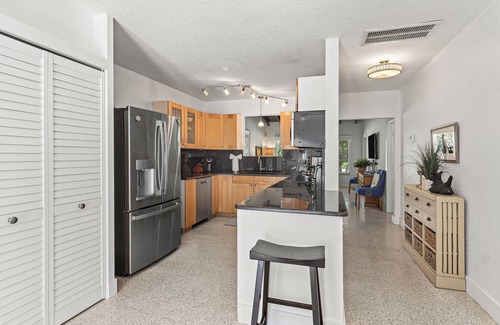 Highland Park Delray Casa | 1 o 2/3 meses Especial- PRIVADO-LUJOSO, Pet-3 blks-Caminata a la playa / Atlantic Av