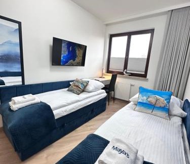 Przymorze Apartamento | Maya's Flats & Resorts 105 - Przestronny Apartament przy Parku Regana blisko plaży