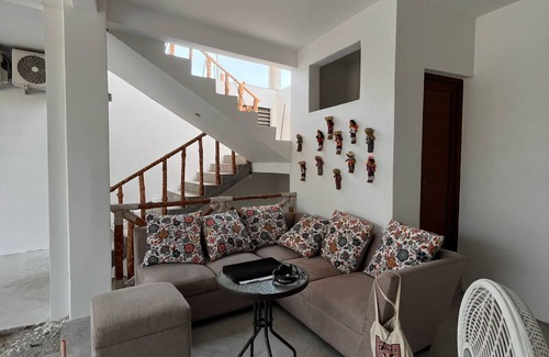 El Paredon Hotel | MAYAN SURF HOTEL