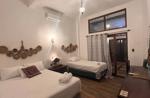 El Paredon Hotel | MAYAN SURF HOTEL