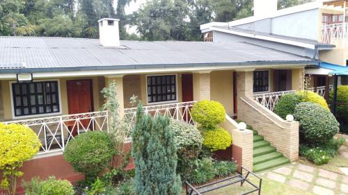 Nyeri Hotel | Mayas Suites