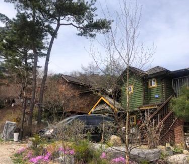 Bongpyeong Casa | Mayfair Rodemtree Pension