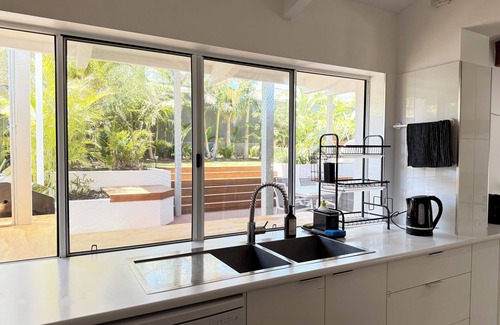 Hallett Cove Casa | Mayflower Stunning Seaview House