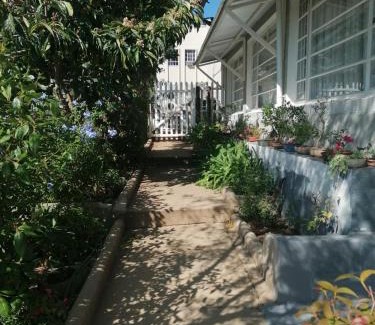 Uniondale Casa | Mayors Rest on 44