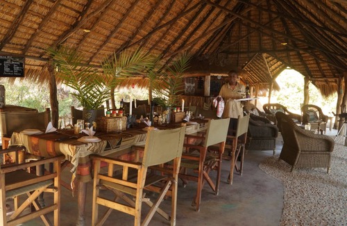 Kafue National Park Alquiler De RV | Mayukuyuku Bush Camp