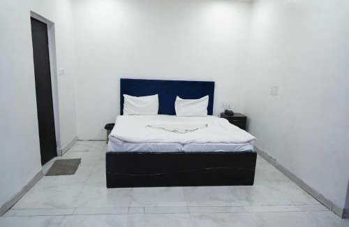 Faridabad Hotel | Mayur Hotel Near IMT College, Faridabad