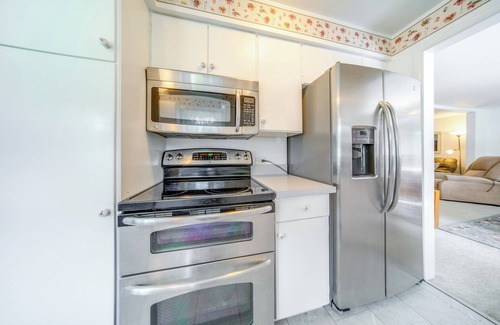 Mayville Casa | Mayville Getaway w/ Deck: Near Chautauqua Lake!