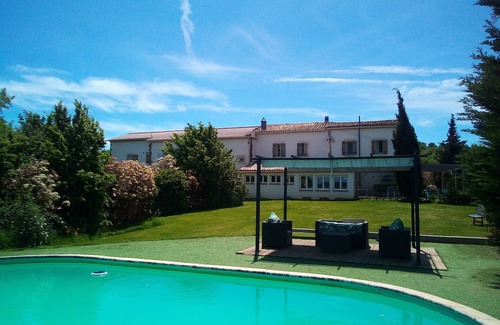 Villautou Cabaña | Mazamet donde las montañas se encuentran con el mar, 3 casas rurales con piscina y vistas