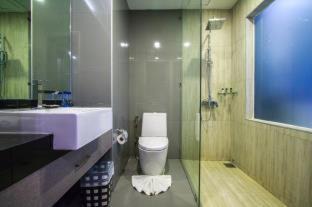 Patong Hotel | Mazi Design Hotel by Kalima