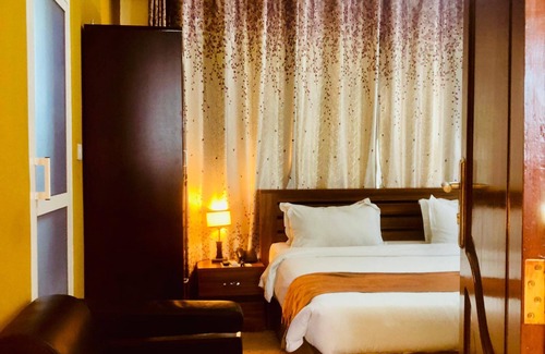 Arumeru Hotel | Mazubu grand hotel