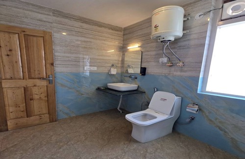 Burwa Hotel | Mb Igloo Resort