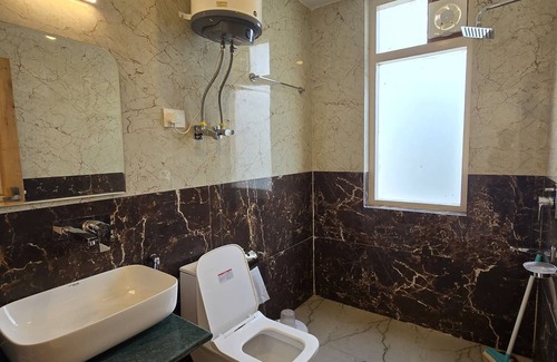 Burwa Hotel | Mb Igloo Resort