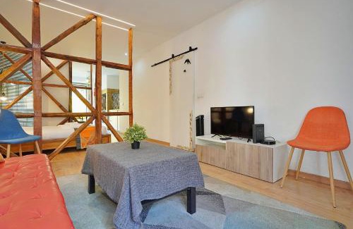 Santo Amaro Apartamento | Mbird LX Yard Studio