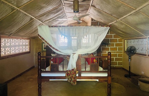 Jambiani Hotel | Mbuyuni Beach Village - Bungalows