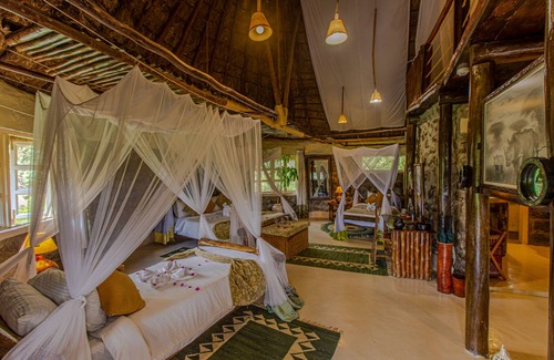 Nakuru Cabina | Mbweha Camp Lake Nakuru