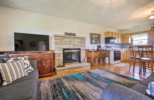 McArthur Cabina | McArthur Cabin: Peaceful Getaway on Farm!