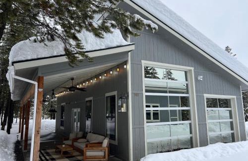 Rivers Crossing Casa | McCall Art House
