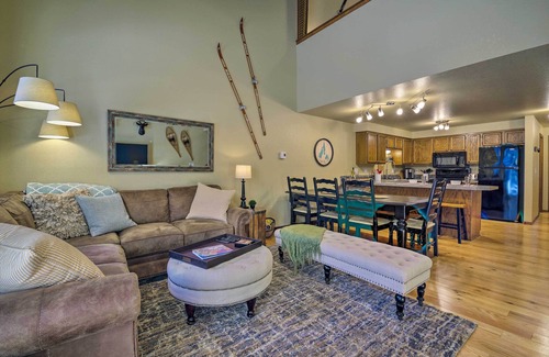 McCall Condominio | McCall Condo con kayaks, SUP y más - ¡Camina hasta el lago!