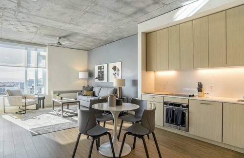 McCordsville Apartamento | McCordSquare 2BD 2 - Dos Habitaciones Piso, Capacidad 4